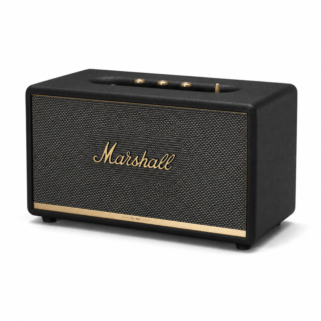 רמקול Marshall Stanmore III אלחוטי בעיצוב קלאסי על רקע לבן